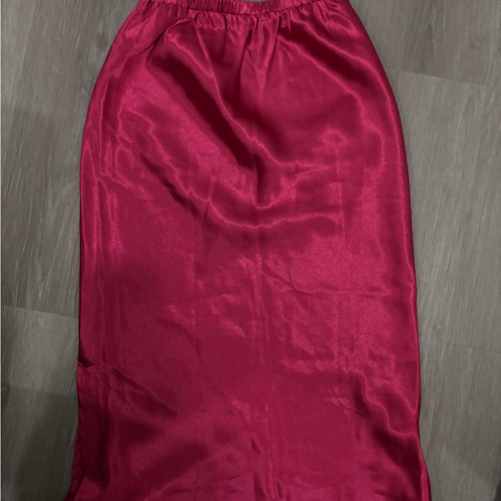 Pink Lily Vibrant Pink Satin Midi Skirt - Picture 2 of 3